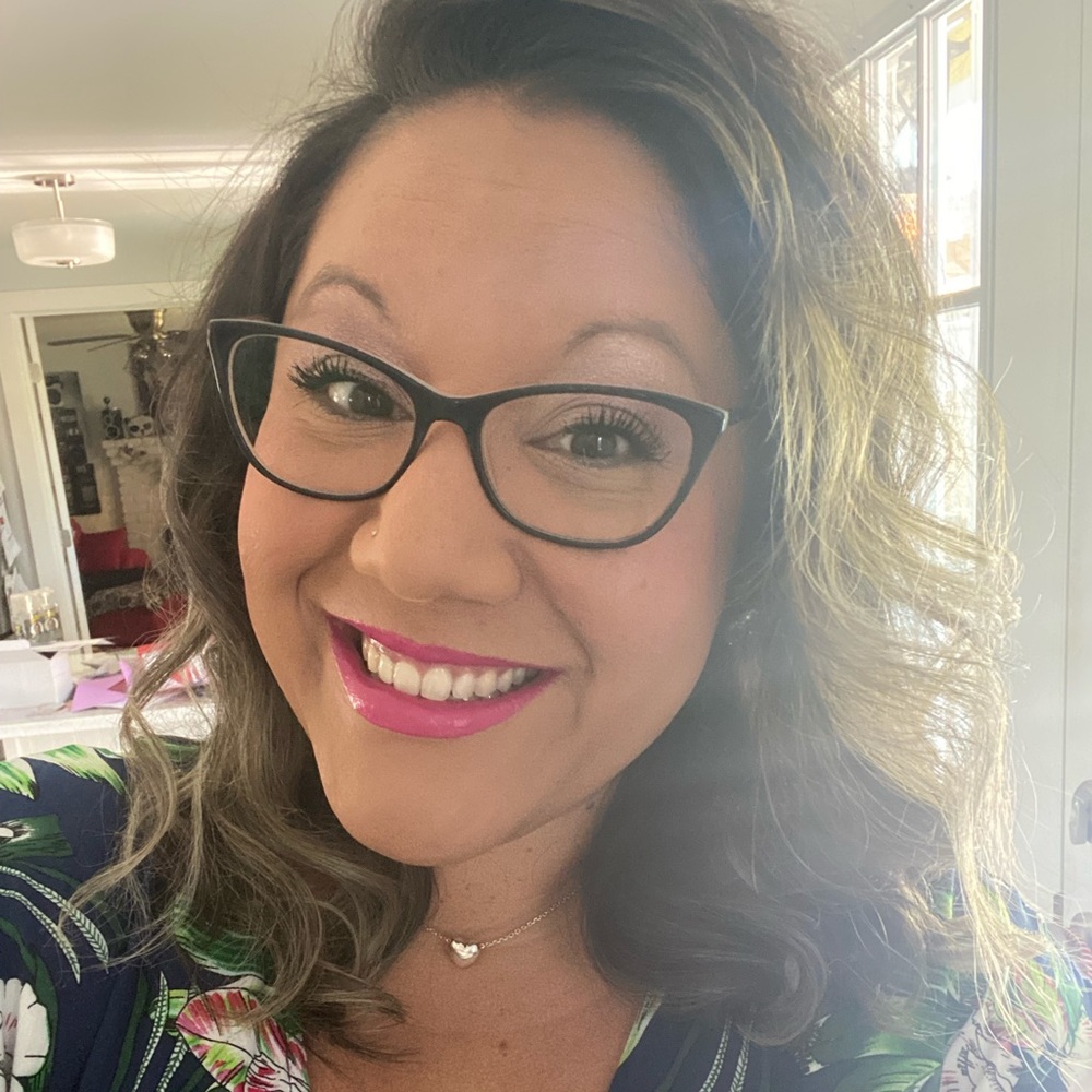 Meet your Posher, Kassie